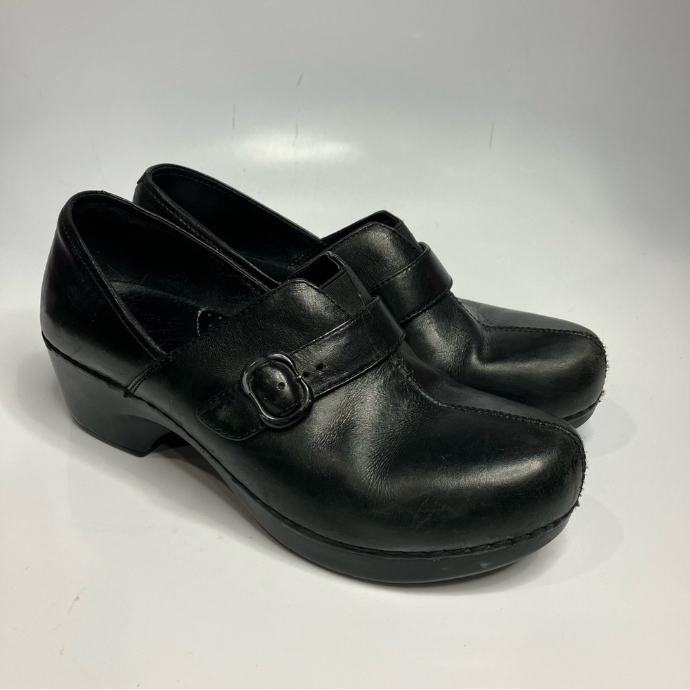 Dansko black leather clog shoes size 40